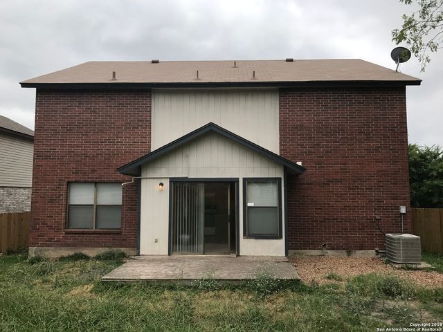 8115 GRIMCHESTER, Converse, TX 78109