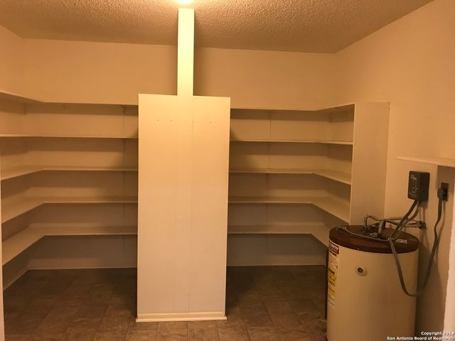 8115 GRIMCHESTER, Converse, TX 78109