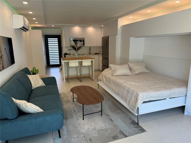 4633 Avenida Isla Verde CASTILLO DEL MAR, Carolina, PR 00979