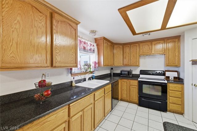 1971 South Blagg Road, Pahrump, NV 89048