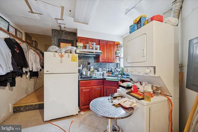 274 S 20TH ST, Philadelphia, PA 19103