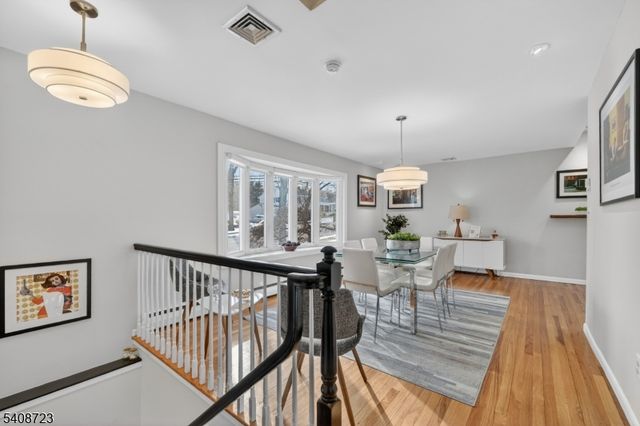 90 Birchwood Ter, Wayne Twp., NJ 07470