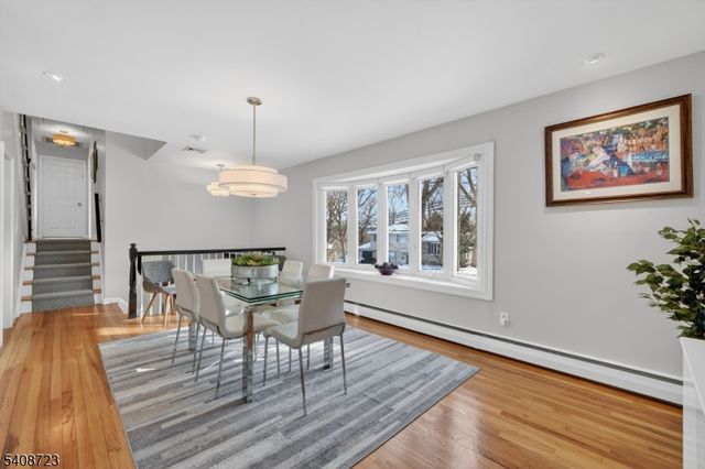 90 Birchwood Ter, Wayne Twp., NJ 07470