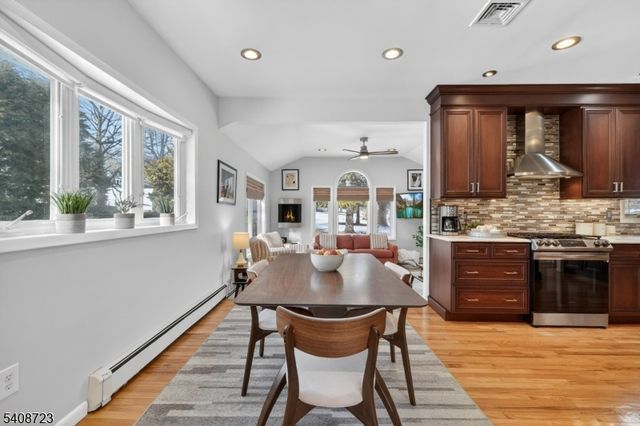 90 Birchwood Ter, Wayne Twp., NJ 07470