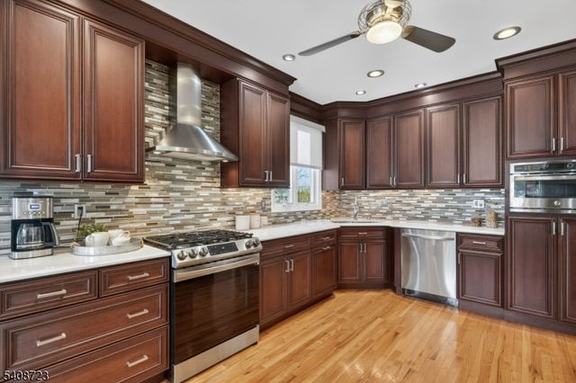 90 Birchwood Ter, Wayne Twp., NJ 07470