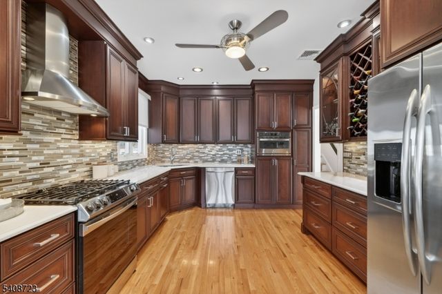 90 Birchwood Ter, Wayne Twp., NJ 07470