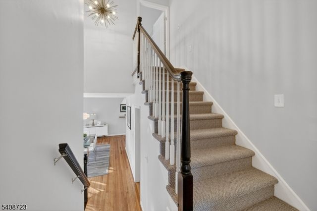 90 Birchwood Ter, Wayne Twp., NJ 07470