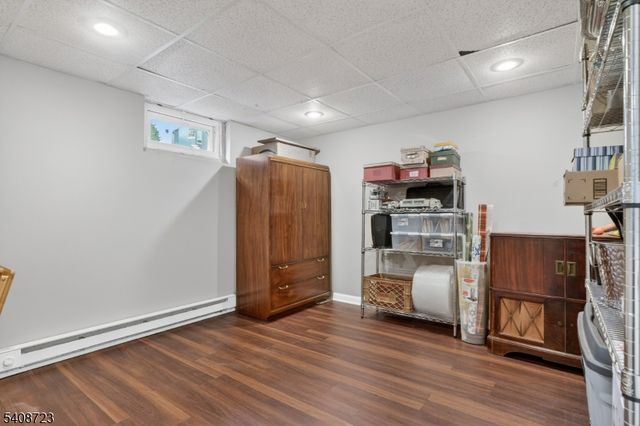 90 Birchwood Ter, Wayne Twp., NJ 07470