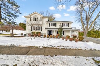90 Birchwood Ter, Wayne Twp., NJ 07470