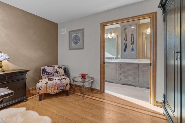 N3026 Lake Forest CIRCLE, Lake Geneva, WI 53147