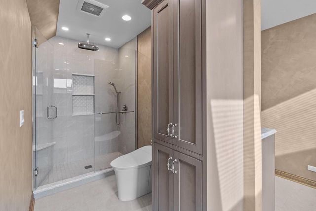 N3026 Lake Forest CIRCLE, Lake Geneva, WI 53147