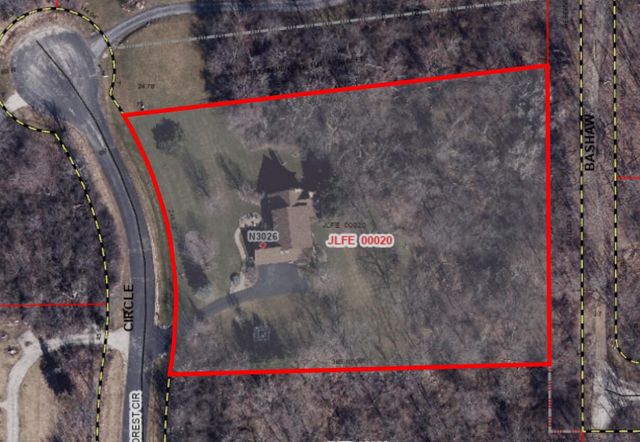 N3026 Lake Forest CIRCLE, Lake Geneva, WI 53147