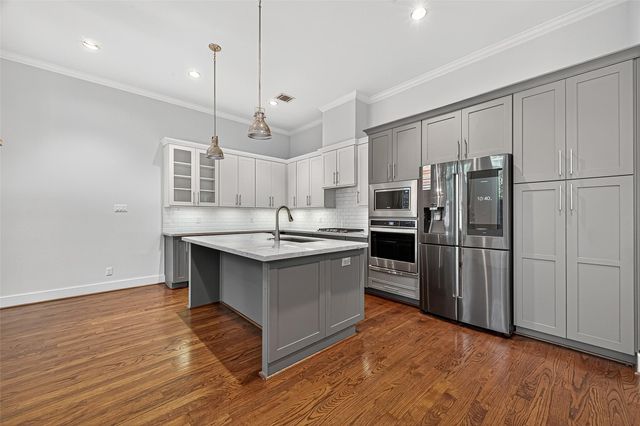 11012 Avenu Malkenu Avenue, Houston, TX 77043