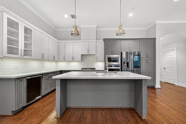 11012 Avenu Malkenu Avenue, Houston, TX 77043