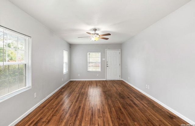 1334 W Ridgewood, San Antonio, TX 78201