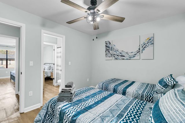 6247 Lucille Drive D, North Charleston, SC 29406