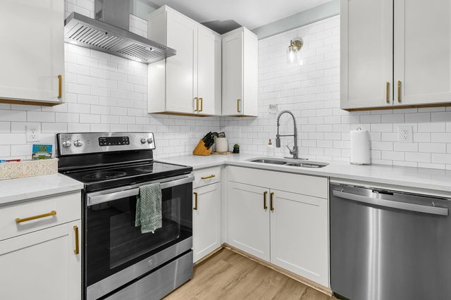 6247 Lucille Drive D, North Charleston, SC 29406