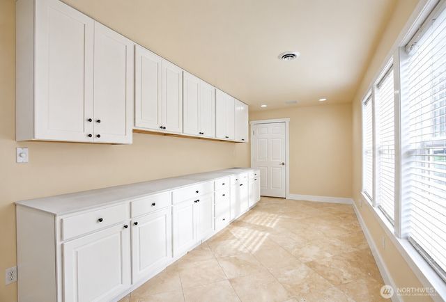 838 W Gladstone Drive, Camano Island, WA 98282