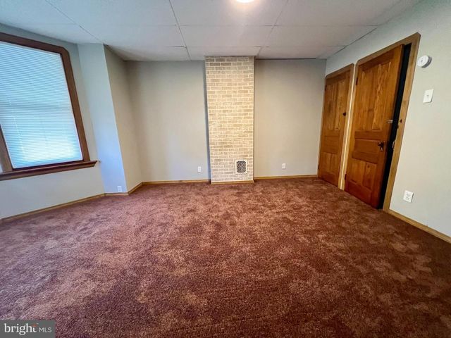 502 BUTTONWOOD ST, Norristown, PA 19401