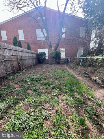 502 BUTTONWOOD ST, Norristown, PA 19401
