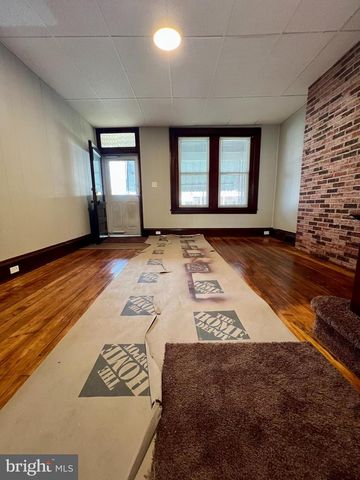502 BUTTONWOOD ST, Norristown, PA 19401
