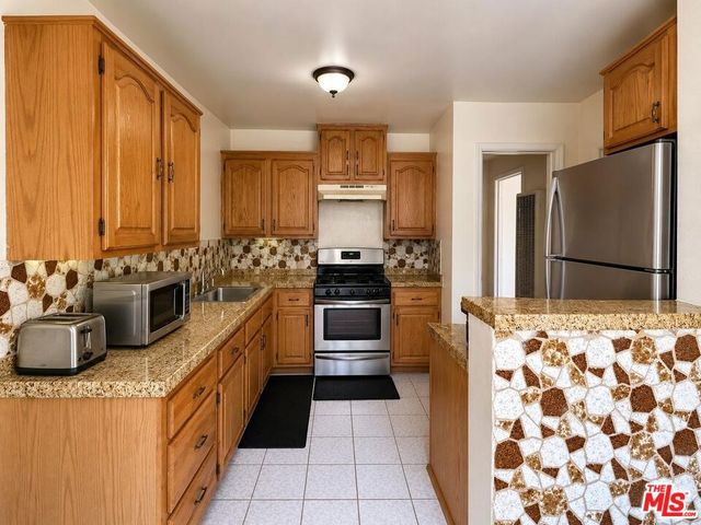 3566 CHESAPEAKE Avenue, Los Angeles, CA 90016