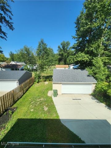 35821 Meyer Avenue, Eastlake, OH 44095