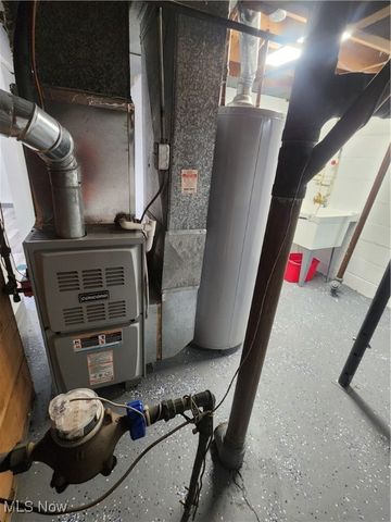 35821 Meyer Avenue, Eastlake, OH 44095