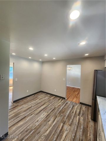 35821 Meyer Avenue, Eastlake, OH 44095