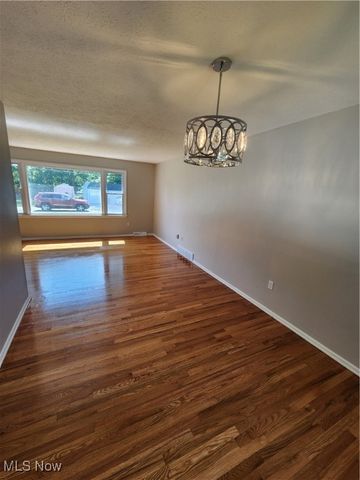 35821 Meyer Avenue, Eastlake, OH 44095