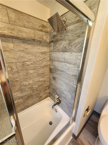 35821 Meyer Avenue, Eastlake, OH 44095