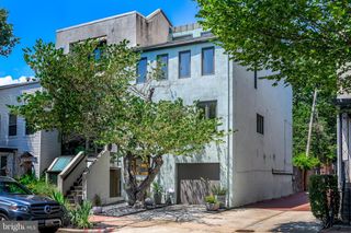 910 INDEPENDENCE AVE SE, Washington, DC 20003
