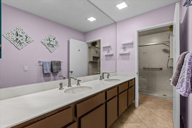 2625 N Whitewater Club Drive C, Palm Springs, CA 92262