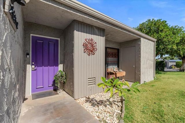 2625 N Whitewater Club Drive C, Palm Springs, CA 92262