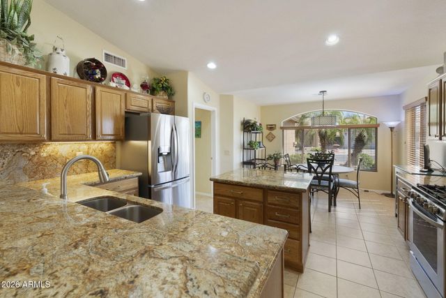 9853 E CRYSTAL Drive, Sun Lakes, AZ 85248