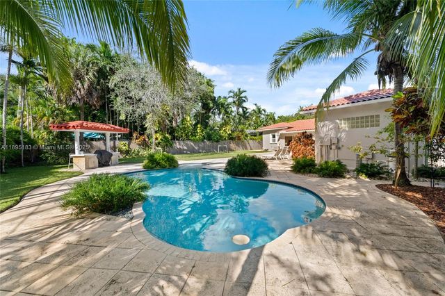 10626 NE 10th Ct, Miami Shores, FL 33138