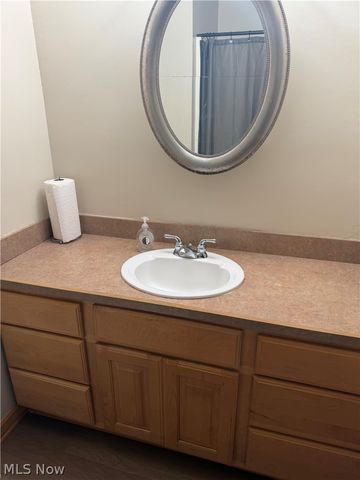 434 Douglas Boulevard, Richmond Heights, OH 44143