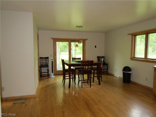 434 Douglas Boulevard, Richmond Heights, OH 44143