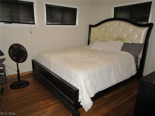 434 Douglas Boulevard, Richmond Heights, OH 44143