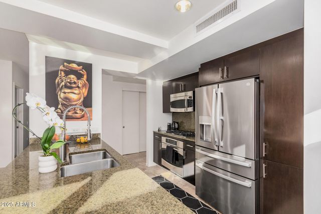 7121 E RANCHO VISTA Drive 5001, Scottsdale, AZ 85251