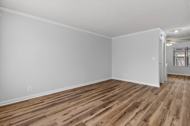 6248 Lucille Drive Unit 15-F, North Charleston, SC 29406