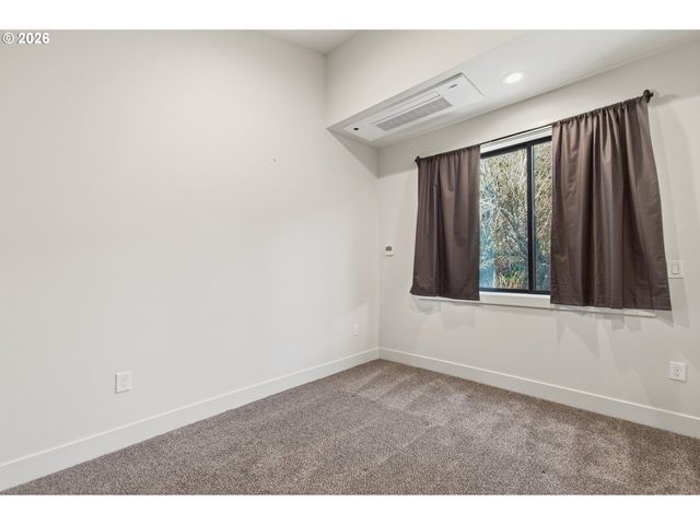 133 CEDAR FALLS Dr, Kelso, WA 98626