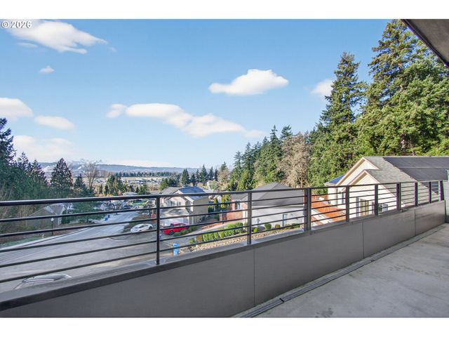 133 CEDAR FALLS Dr, Kelso, WA 98626