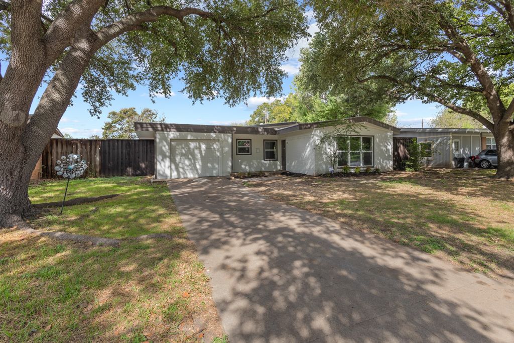 1715 Salem Street, Irving, TX 75061 — photo 3