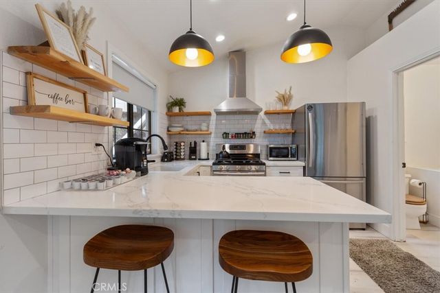 612 Sunderland Court, Lake Arrowhead, CA 92352