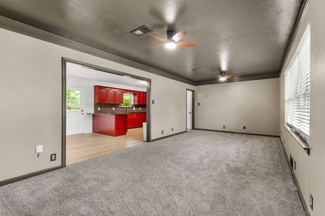 7324 Oakland Lane, North Richland Hills, TX 76180