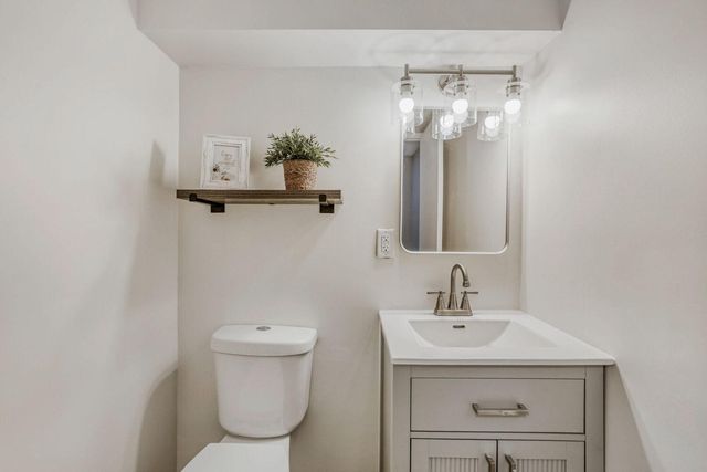 7556 Noble Avenue N, Brooklyn Park, MN 55443