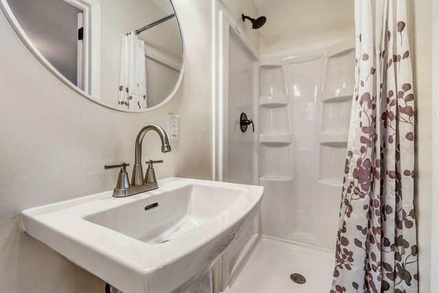 7556 Noble Avenue N, Brooklyn Park, MN 55443