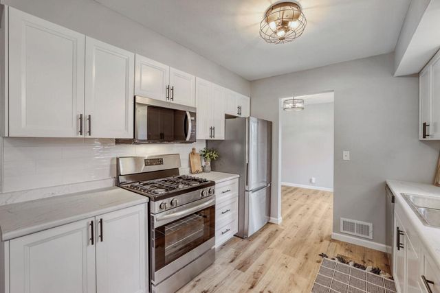 7556 Noble Avenue N, Brooklyn Park, MN 55443