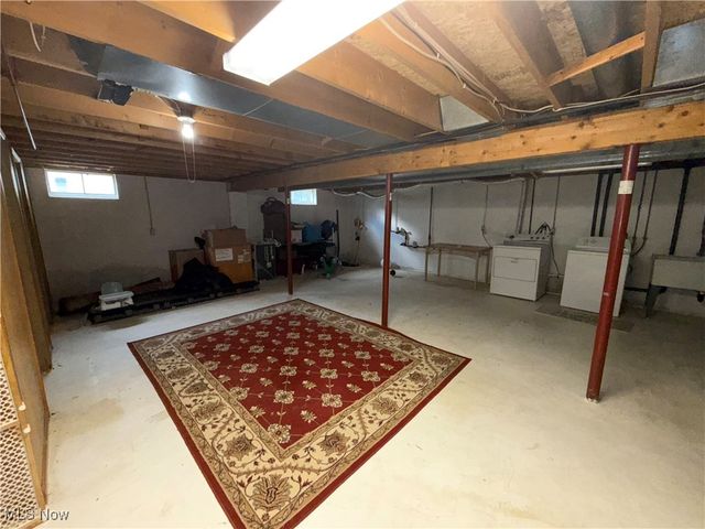 9 Willow Way, Canfield, OH 44406